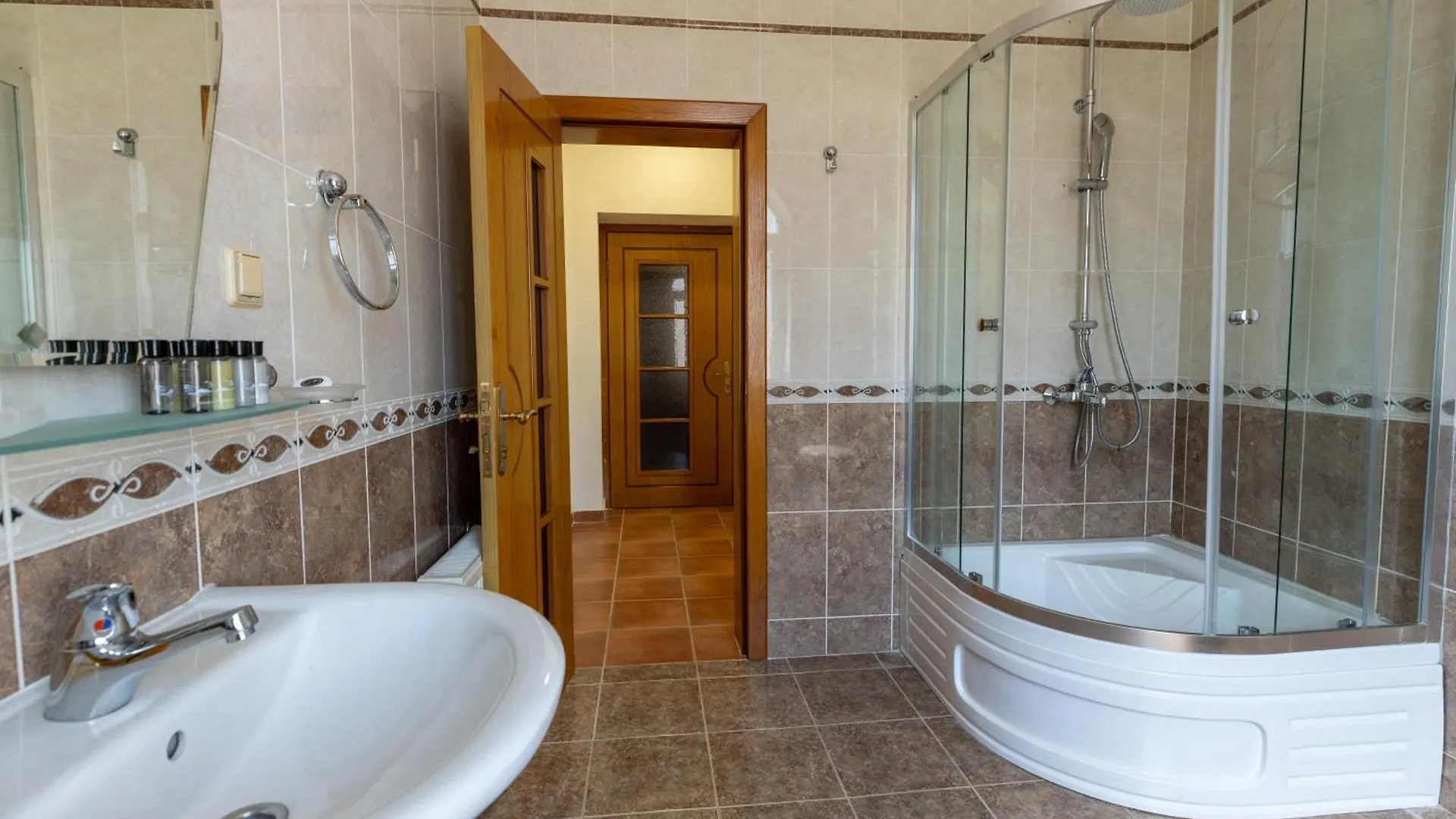 Art Club Hotel Baku 5*,  Azerbaijan
